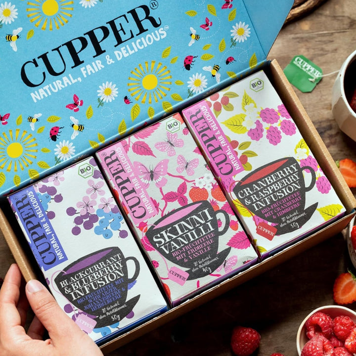 Set de ceaiuri bio Cupper „Fruity”, set cadou de ceaiuri, ceaiuri din fructe, trei sortimente diferite, 60 pliculețe de ceai nealbite, fără plastic, pachet de 3