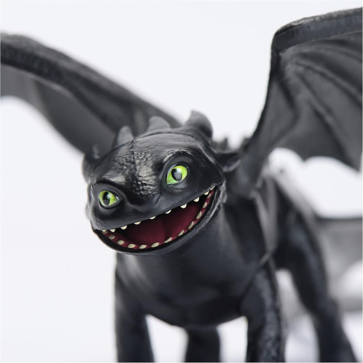 Dreamworks How to Train Your Dragon, 22cm lungime dragon de bază figura Toothless, jucărie pentru copii cu vârsta de 4+