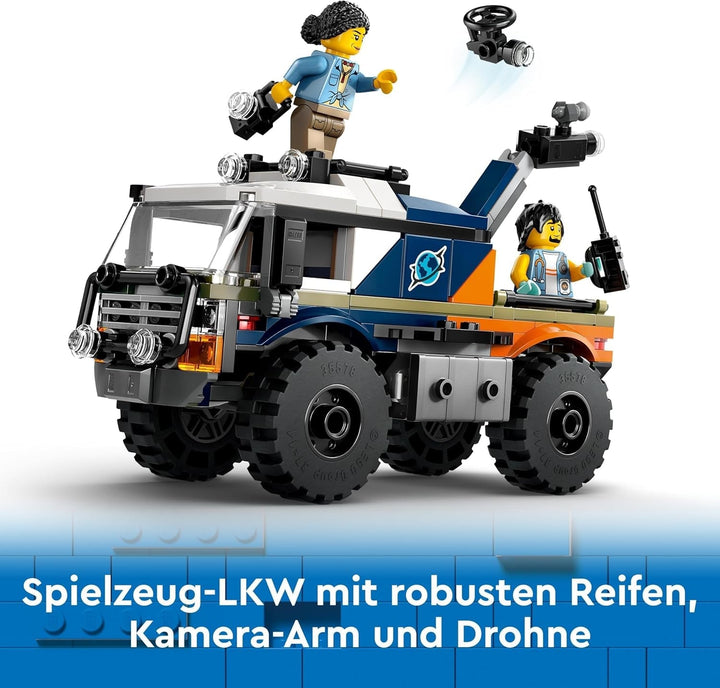 Camion LEGO City Jungle Explorer, set de construit și jucat pentru copii de peste 6 ani, cadou grozav pentru ziua de naștere, camion de jucărie, cu 3 minifigurine Adventurer și tigru 60426