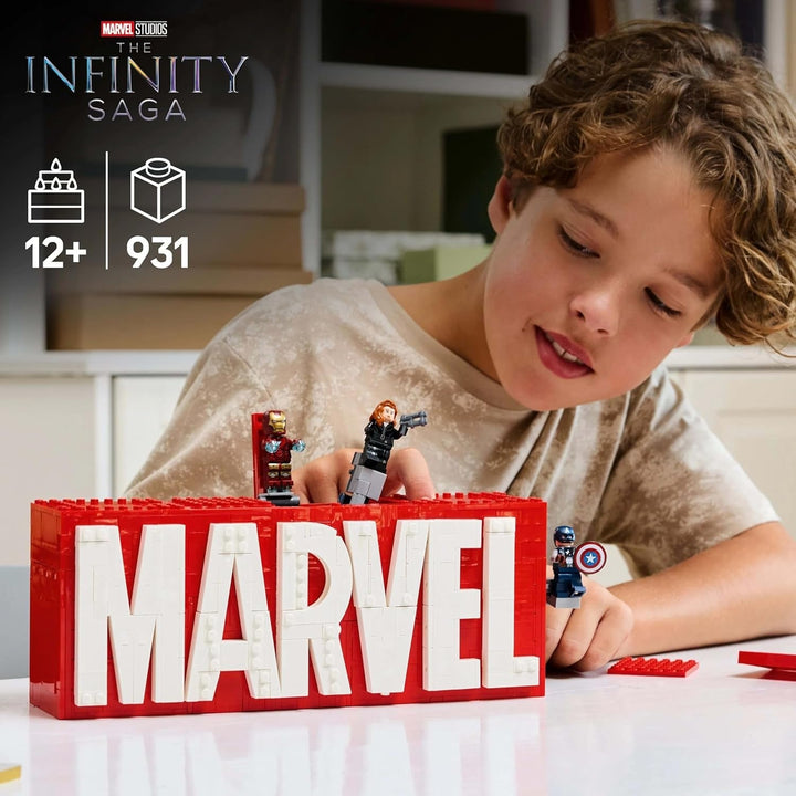 LEGO Marvel: Logo-ul și minifigurinele Marvel - Set de colecție cu Hulk, Thor, Iron Man, Black Widow și Captain America - Set de construcție cu figurine Avengers - Cadou pentru băieți și fete de la 12 ani 76313