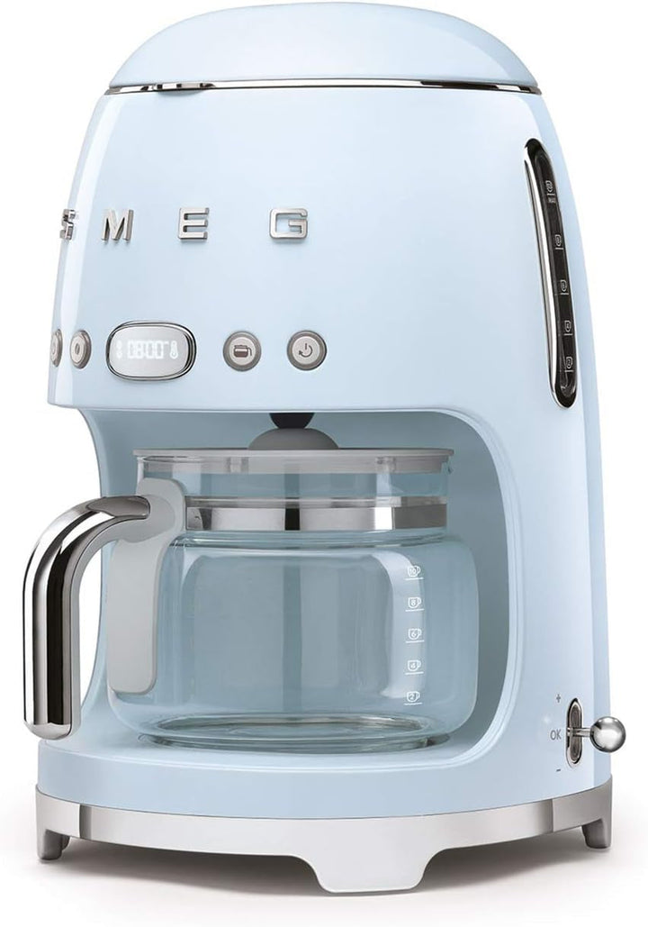 Smeg, DCF02PBEU, Cafetieră cu filtru, Aroma și funcție de pornire automată, Carafă din sticlă până la 12 cești, 2 niveluri de intensitate, Funcție de menținere la cald, 1050W, Albastru pastel