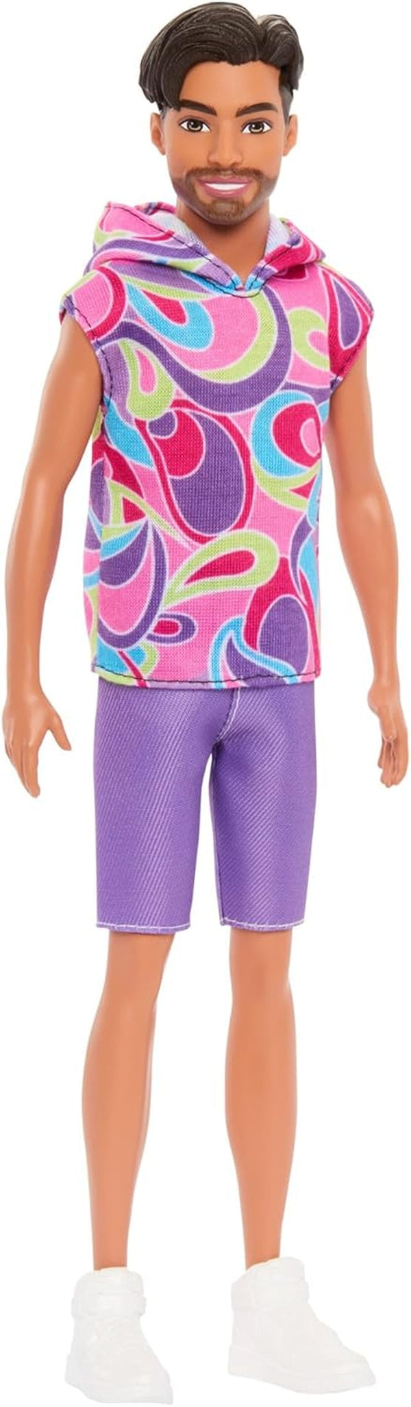 Barbie Fashionistas Ken Doll nr. 227 cu ținută care amintește de aspectul total al părului, păpușă de modă brunetă cu barbă scurtă și fizic subțire, 65th Anniversary Collectible Figure, HRH26