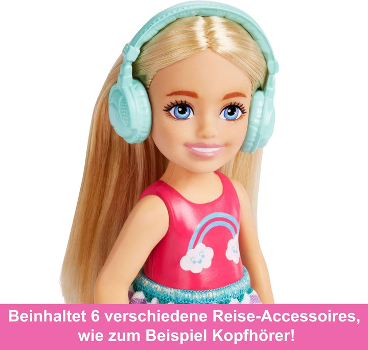Jucărie Barbie, păpușă Chelsea și accesorii, set de călătorie cu câine și 6 piese, inclusiv suport pentru câine, HJY17