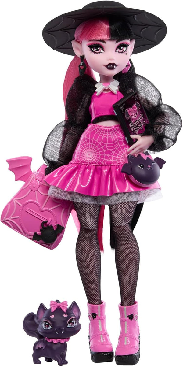 Păpușă Monster High Draculaura cu animalul ei de companie, pisica liliac Count Fabulous, și accesorii precum rucsac, carte de vrăji, cutie Bento și multe altele, HRP64