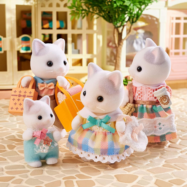 Sylvanian Families - 5738 Familia Milk Cat - Figuri pentru casa de păpuși