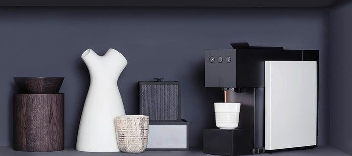 Aparat de capsule K-Fee SQUARE pentru cafea, ceai și cacao | Aparat de cafea compact | Încălzire rapidă | Rezervor de apă de 0,8 litri | 19 bar | Piano Black