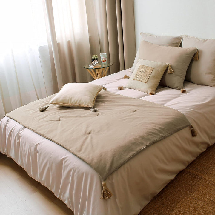 Cuvertură Enjoy Home, Bej, Natural, Cu 4 pompoane de iută, 90 X 190 Cm, 100% bumbac, certificat Oeko-Tex, colecția Panama