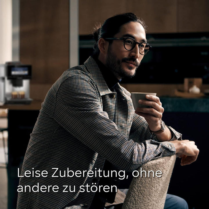 Siemens EQ900 TQ903D03 aparat de cafea complet automat, control prin aplicație, afișaj intuitiv full-touch, mod barista, stimulare aromă, reducere zgomot, râșniță premium, curățare automată cu abur, 1500 W, oțel inoxidabil