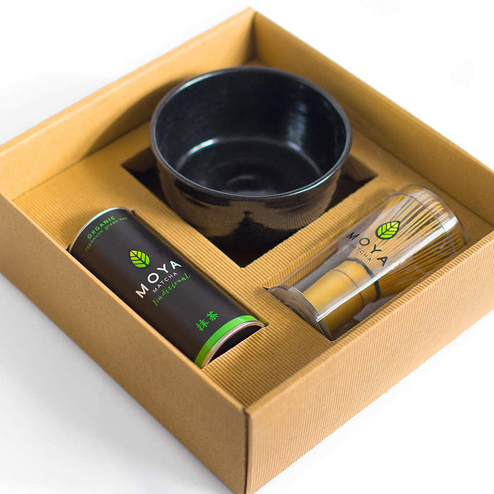 Set de ceai Moya Matcha Pudră verde organică | BIO 30G Clasa tradițională (II) | Ambalaj + bol Matcha + bătător de bambus | Set pentru prepararea Matcha