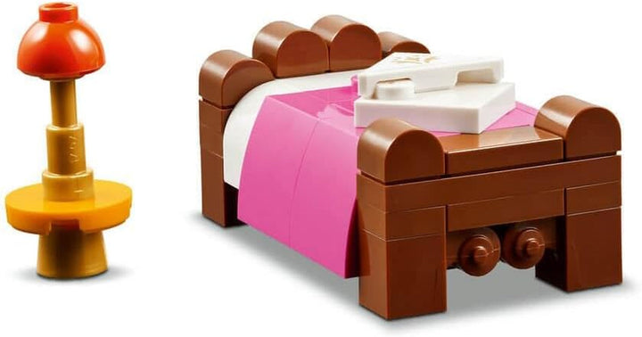 Castelul LEGO Friends cu cazare de vacanță, hotel Playset pentru copii și adolescenți de la 12 ani cu 4 figurine, câine și accesorii, idee de cadou pentru fete și băieți 42638
