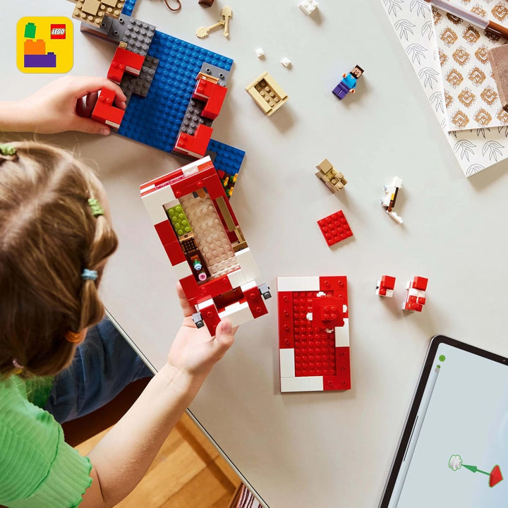 LEGO Minecraft The Mushroom Cow House, jucărie de construit pentru jocul video, model în țara ciupercilor cu minifigurine, Steve și alte personaje, set de joacă pentru băieți și fete de la 8 ani 21270