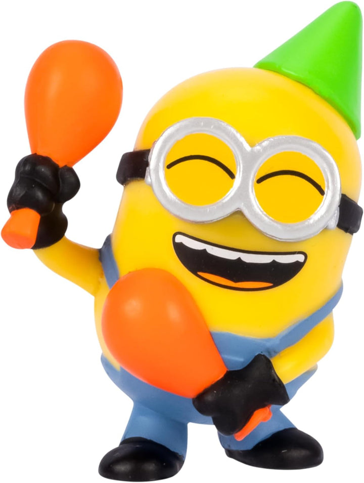 MINIONS I - Simply Incorrigible 4, pachet de 4 figurine Party Bus Troupe. Figurine de colecție înalte de 5,8 cm. Pachetul conține 3 figurine vizibile plus 1 figurină surpriză ascunsă