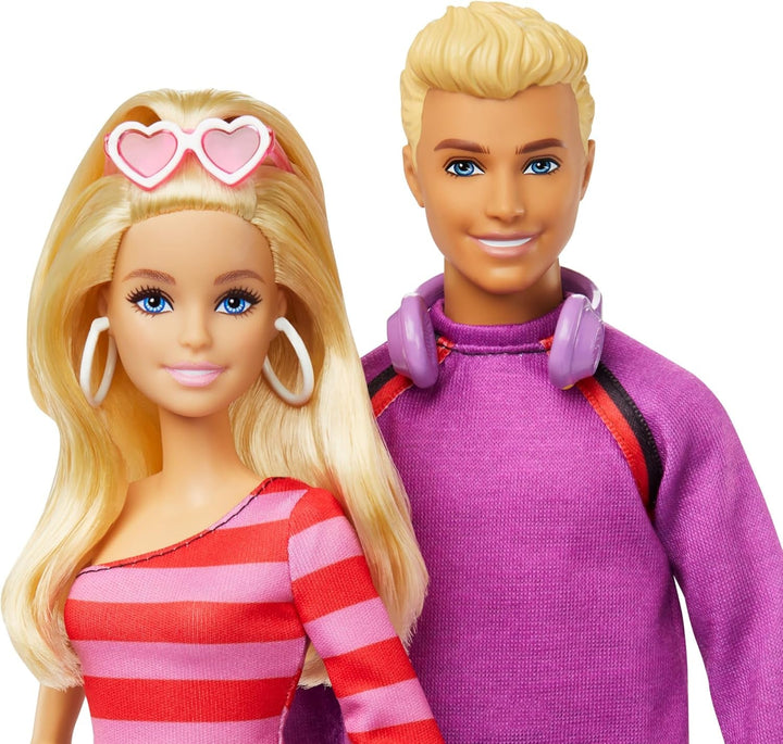 Set Barbie Fashionistas cu 2 păpuși de modă și 6 accesorii, păpuși de modă Barbie și Ken pe role, 65th Anniversary Collectible Figures, HXK90