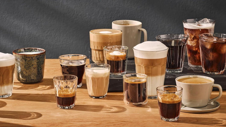 SIEMENS, mașină de cafea complet automată, EQ700, afișaj Iselect, Coffeeworld, Cold Brew, Slow Brew, recipient pentru lapte, adaptor pentru cărămizi de lapte, Home Connect, oțel inoxidabil, alb, TQ715R03 Integral