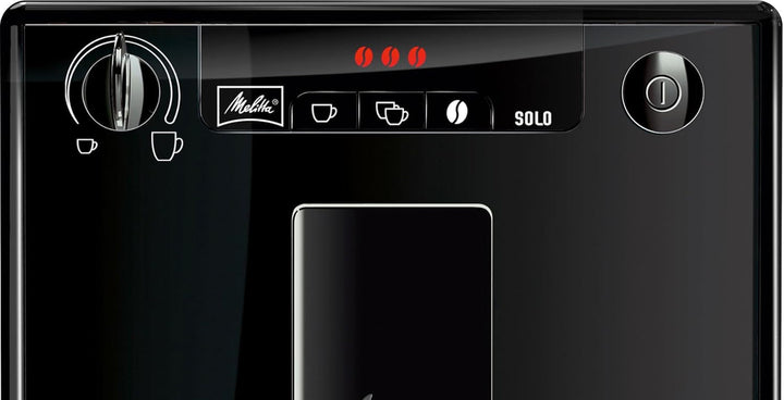 Melitta Solo - Mașină de cafea complet automată cu gura de scurgere reglabilă pe înălțime, Mașină de cafea mică cu rezervor de apă detașabil, De exemplu, pentru espresso sau cremă de cafea, Negru pur