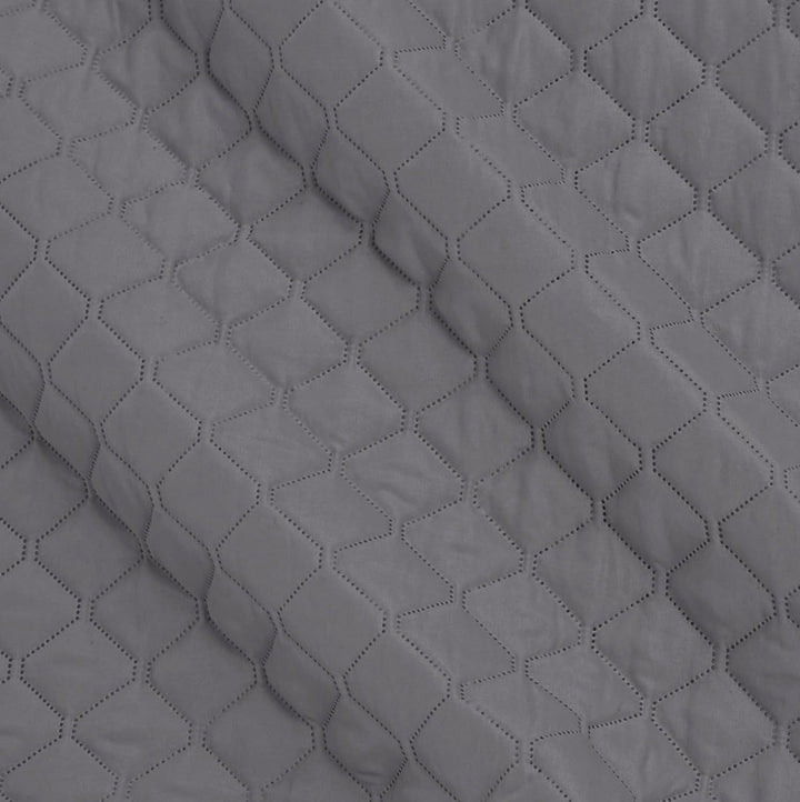 Amazon Basics cuvertură supradimensionată cu relief, 170 X 210 cm, model de diamant gri închis Paturi si Cuverturi Besuche den Amazon Basics-Store