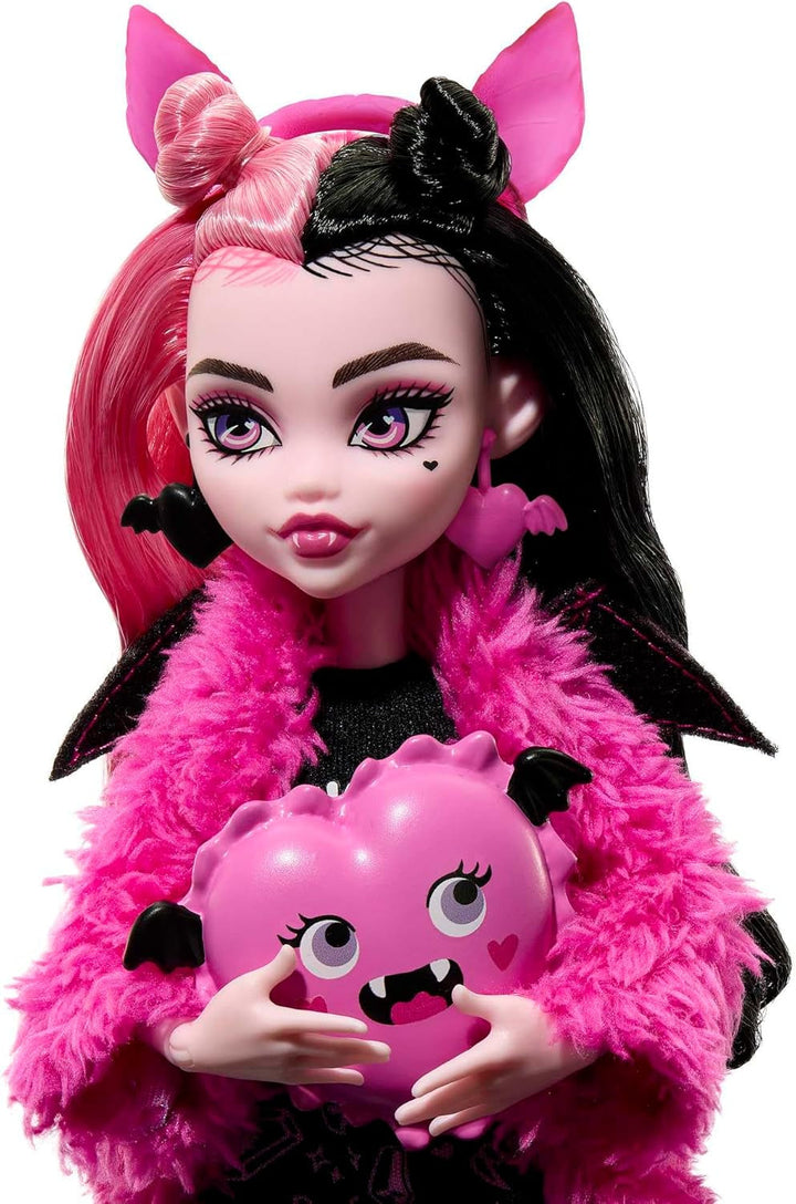Păpușă MONSTER HIGH și accesorii pentru petrecerea în pijamale, animalul de companie al păpușii Draculaura Bat Count Fabulous, Creepover Party, HPY66