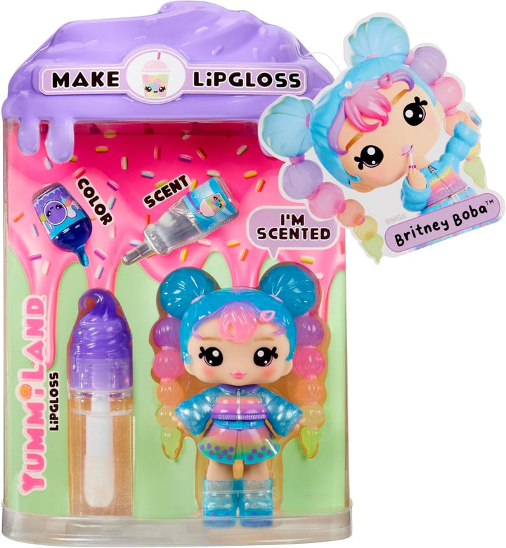 Papusa cu luciu de buze Yummiland - Mystery Chase - Include set de luciu de buze DIY, potrivit pentru copii cu vârsta de 4 ani și peste
