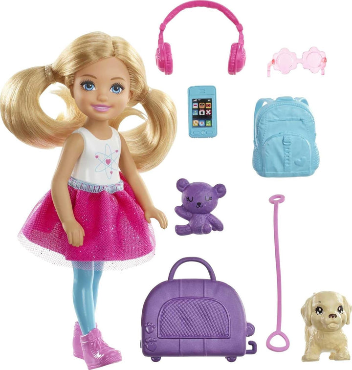 Jucărie Barbie, păpușă Chelsea și accesorii, set de călătorie cu câine și 6 piese, inclusiv suport pentru câine, HJY17